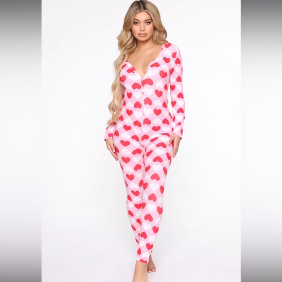 I heart you PJ onesie ❤️ - Picture 1 of 4